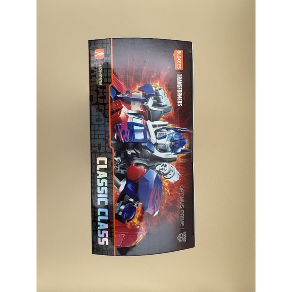Optimus Prime (Transformers Classic Class, Blokees) SEALED - Picture 4 of 4